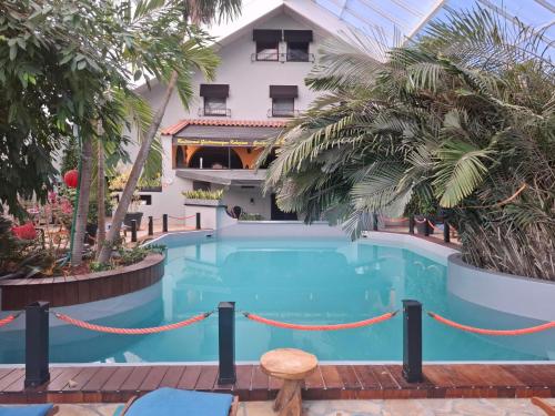 منظر, Tropical Hotel in Durbuy
