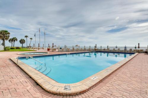 Daytona Beach Condo with Ocean-View Balcony! in Daytona Beach, USA