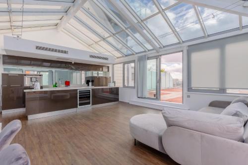 Modern 2-bedroom Waterfront flat with views of the O2, Londýn (fotografie 4)