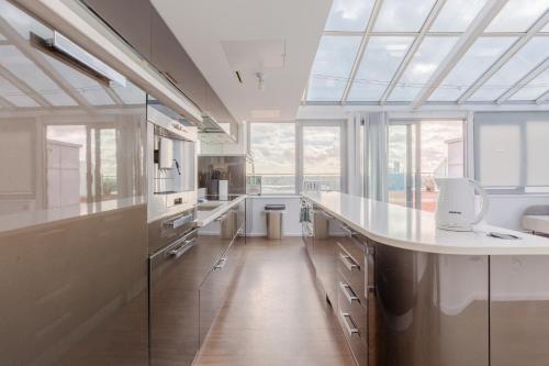 Modern 2-bedroom Waterfront flat with views of the O2, Londýn (fotografie 8)