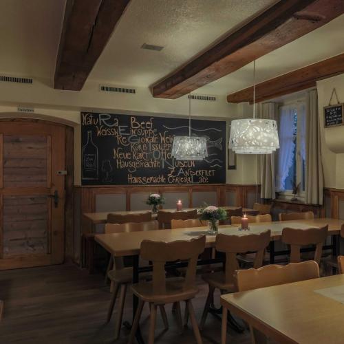 restavracija, Gasthaus Rössli (Gasthaus Rossli) in Gipf-Oberfrick