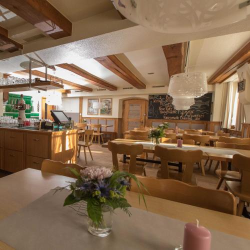 restavracija, Gasthaus Rössli (Gasthaus Rossli) in Gipf-Oberfrick