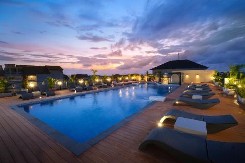 Úszómedence, Aster Apartment Bali in Canggu