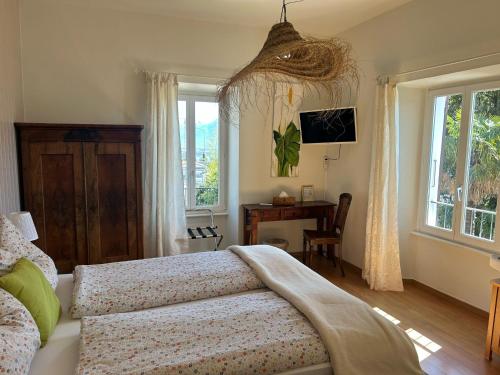 1 queen bed