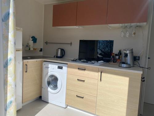 Emplacement exceptionnel et rare sur la plage! near Herve Cote Plage