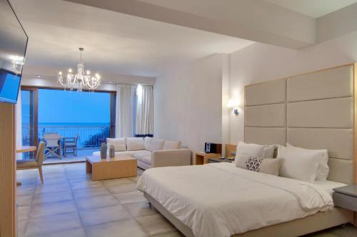 Valtos Beach Hotel - image 14