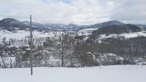 Skats, Gite à la campagne, Les Althéas, 3 étoiles (Gite a la campagne, Les Altheas, 3 etoiles) in Chaspinhac
