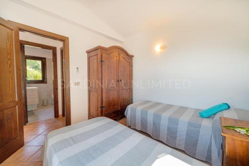 Violetta Nellie Sardinia Unlimited Violetta Nellie Sardinia Unlimited