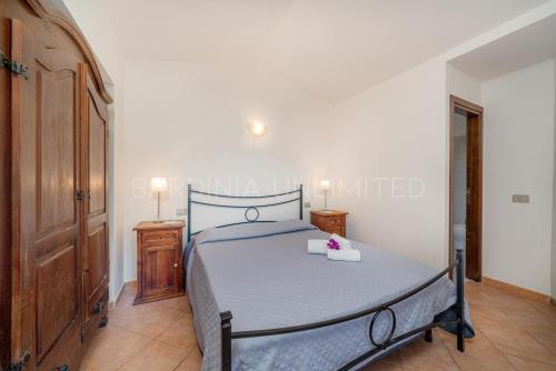 Violetta Nellie Sardinia Unlimited Violetta Nellie Sardinia Unlimited