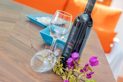 Violetta Nellie Sardinia Unlimited Violetta Nellie Sardinia Unlimited