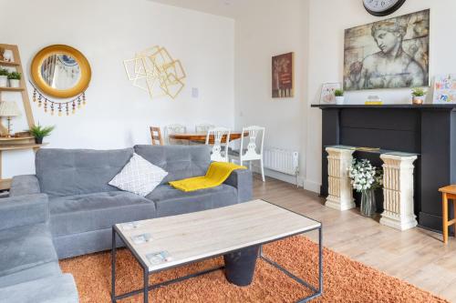 Bright High-Ceiling 2BD Flat - Central Edinburgh!, Edinburgh (fotografie 10)