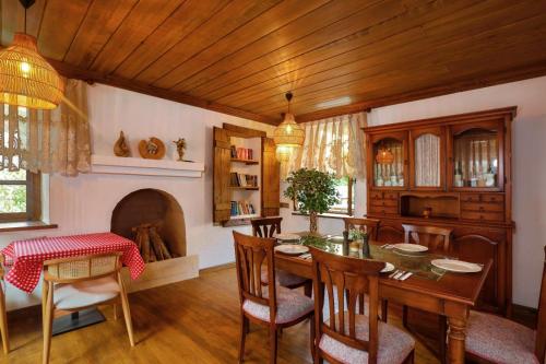 Güllük Uno Elegance Otel (Gulluk Uno Elegance Otel) in Güllük