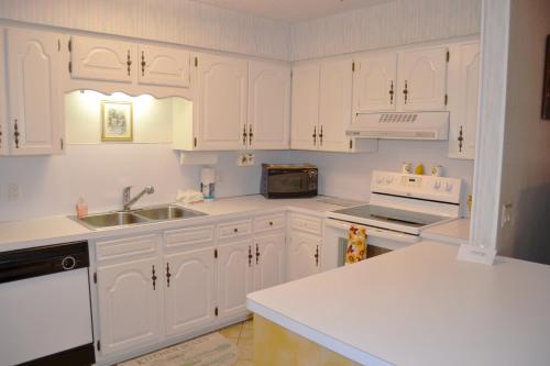 5 Vaqueria Lane in Hot Springs Village, USA