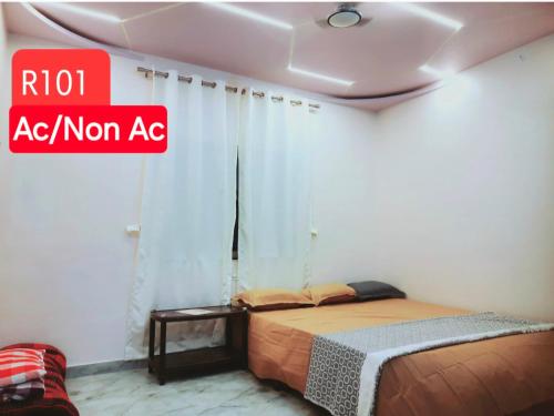 1 king bed, 5 futon beds