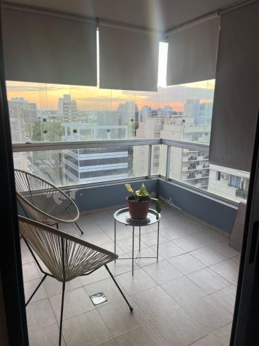 One-Bedroom Apartment image 3