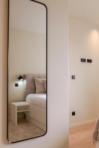 HostWise - Stylish Flat with Terrace & Garage, Oporto (foto 9)