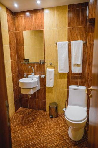 Eleganza Family Hotel - image 9