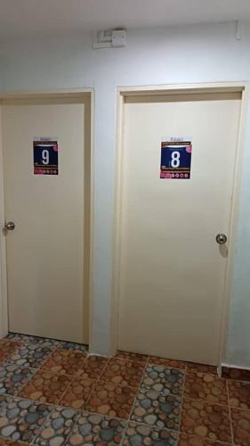 Netasha holiday inn Netasha holiday inn