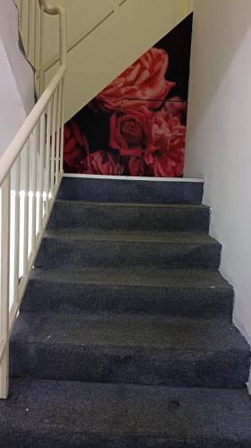 Netasha holiday inn Netasha holiday inn