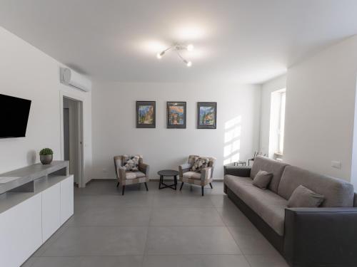 Iside - Private garage - 15 minutes to Como