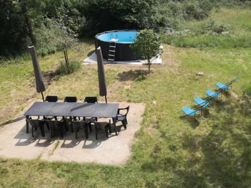Domaine de l'Ile: Maison historique avec piscine et Wi-Fi - FR-1-586-57 in Boulleret