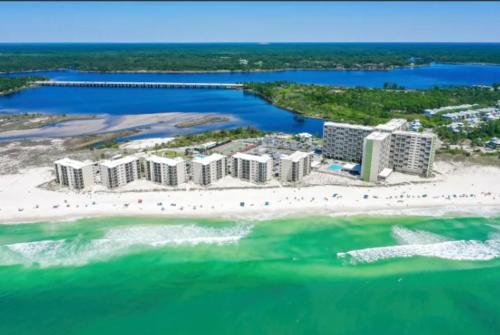 Simple Elegance at A-103