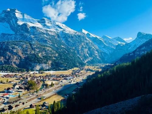 Bellevue & Classy Mountain View apartment, Kandersteg (foto 2)