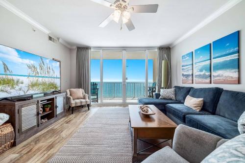 San Carlos 1408 near Pink Pony Pub