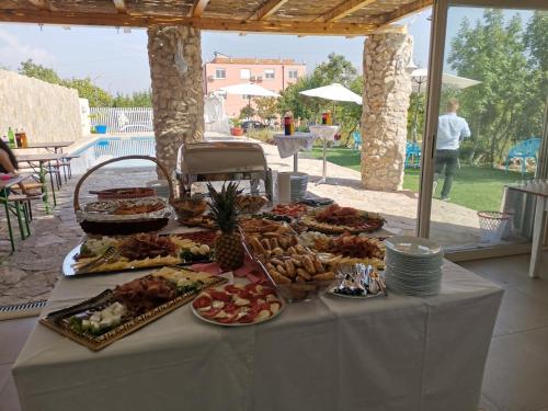 Ételek és italok, Casa Bevanda in Sluzanj