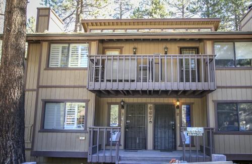 Snow Summit Getaway in Big Bear Lake, USA