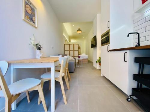Lindo Cabanyal - Comfort Family Beachside Apartment, Valencie