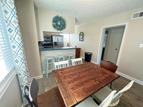 Two-Bedroom Apartment image 10
