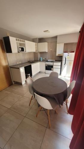 Dean Funes SUITES 108