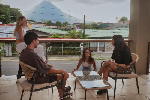 Балкон/тераса, Ceiba Hostel in Ла Фортуна