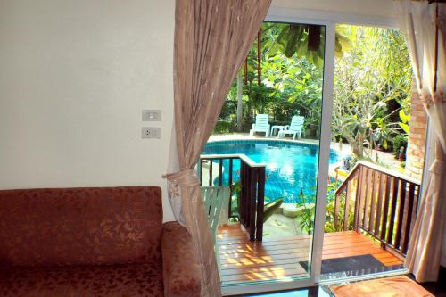 View, Pennapa Chalet in Chalong