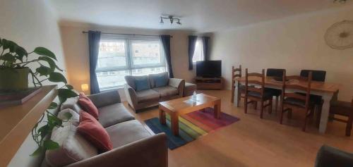 Apartment in Heart of West End- Parking Space- recent refurb- Near University and Kelvingrove Art Gallery, Glasgow (Foto 9)