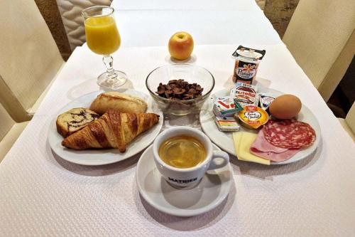 Hotel du Mont Blanc - image 14