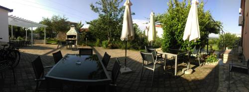 Kert, Casa Bevanda in Sluzanj