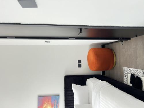 Escada Apartments