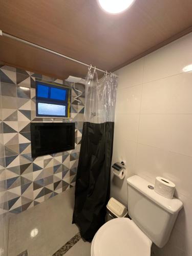 Quadruple Room image 7
