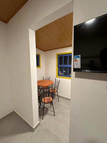 Quadruple Room image 10