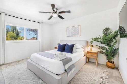 SinCity BEST LOCATED HOME -Las Vegas CONVENTION & 3 mi STRIP or FREMONT - POOL