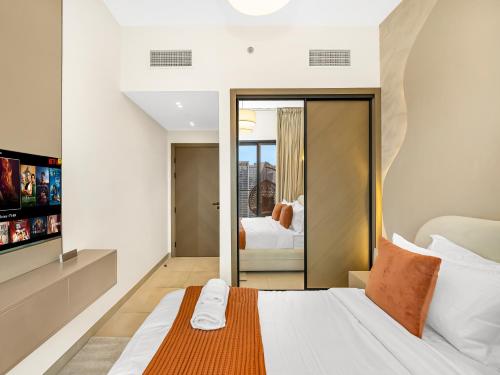 Casa Tranquila Luxury Suites with Burj Khalifa & Canal Views, Dubai (photo 10)