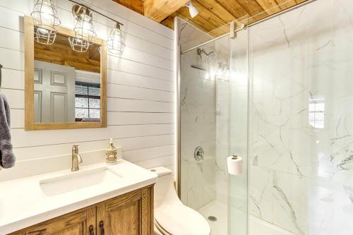 Hillside Log Cabin with Deck and 2 Living Spaces! - image 13