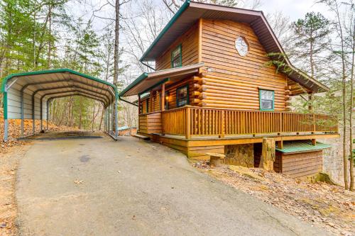 Hillside Log Cabin with Deck and 2 Living Spaces! - image 10