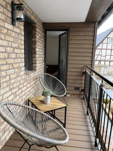 Erkély/terasz, Wyzenborne in Sontra