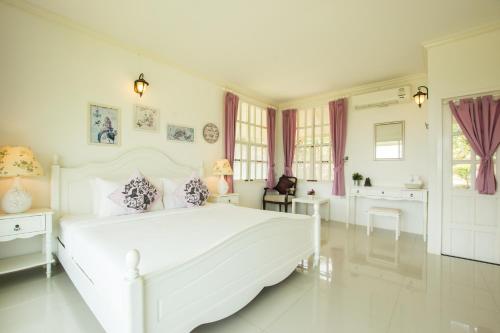 The Natural Garden Resort in Pong Nam Ron