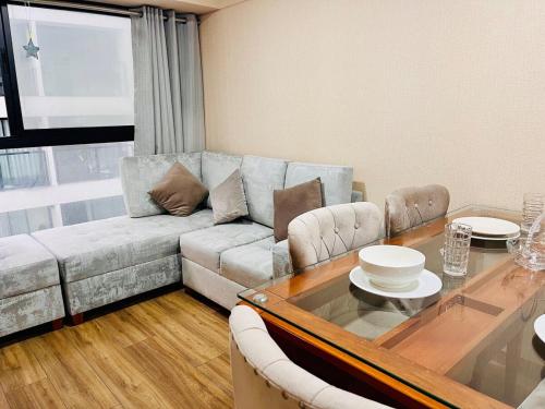 Amplio y céntrico departamento en el centro de Lima Amplio y céntrico departamento en el centro de Lima