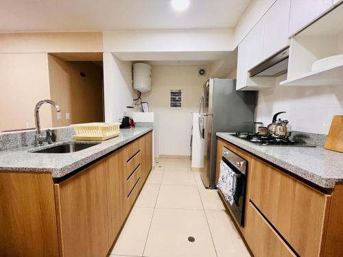 Amplio y céntrico departamento en el centro de Lima Amplio y céntrico departamento en el centro de Lima