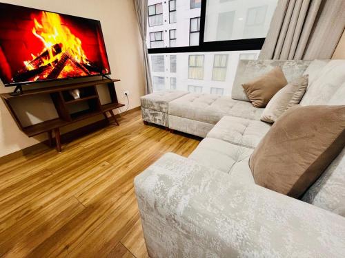 Amplio y céntrico departamento en el centro de Lima Amplio y céntrico departamento en el centro de Lima